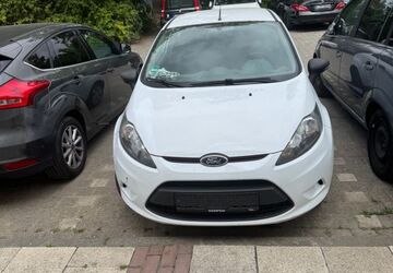 Ford Fiesta 210.000 km 2.600 &euro; Köln 50765