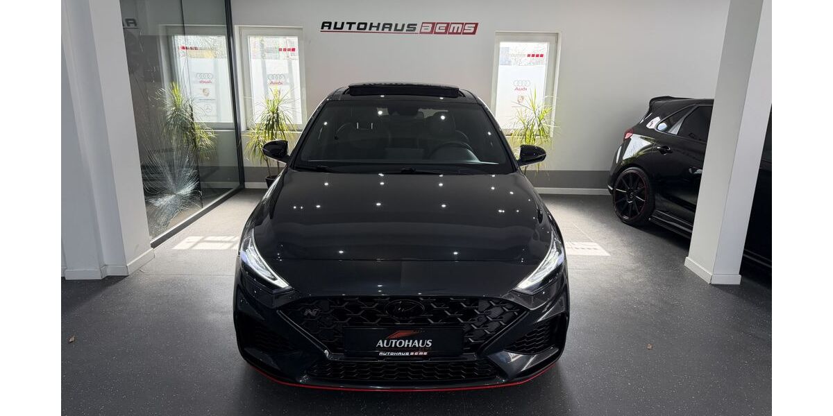 Hyundai i30 46.236 km 29.950 &euro; Remscheid 42857