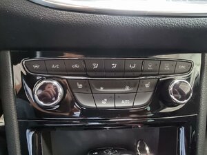 Opel Astra Elegance Keyless Navi Parkass Kamera Winterp 49.703 km 14.580 &euro; HAAN 42781