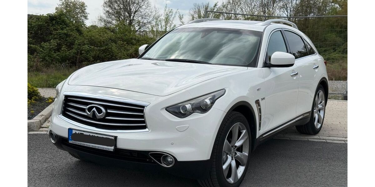 INFINITI QX70 228.000 km 12.900 &euro; Hilden 40724