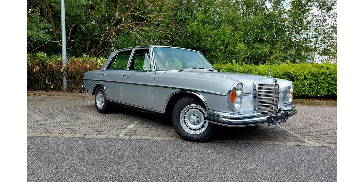 Mercedes-Benz 280 64.000 km 27.890 &euro; Wuppertal 42279