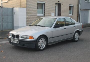 BMW 320 113.000 km 7.450 &euro; Köln 50739