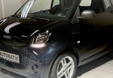 Smart ForTwo 65.432 km 7.970 &euro; Köln 50739