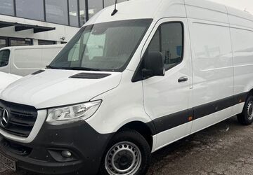 Mercedes-Benz Sprinter 217.744 km 19.750 &euro; Hilden 40721
