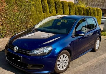 VW Golf 220.000 km 4.600 &euro; Köln 51147