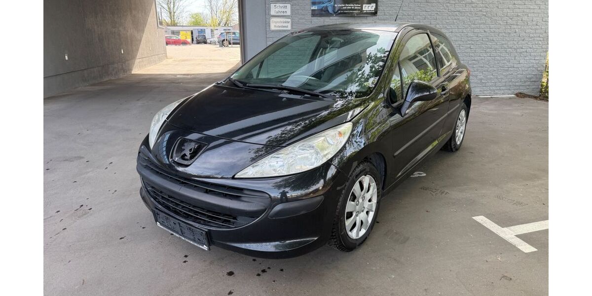 Peugeot 207 200.000 km 1.990 &euro; Köln 50739
