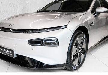 XPeng P7 12.501 km 31.950 &euro; Düsseldorf 40547