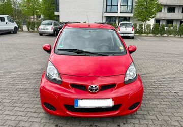 Toyota Aygo (X) 90.000 km 3.900 &euro; Köln 50825
