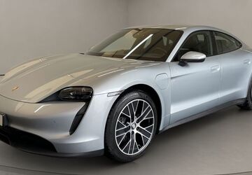 Porsche Taycan 88.186 km 58.900 &euro; Köln 50823