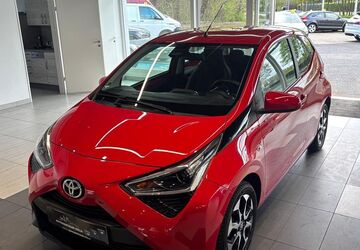 Toyota Aygo (X) 22.039 km 14.650 &euro; Köln 51103