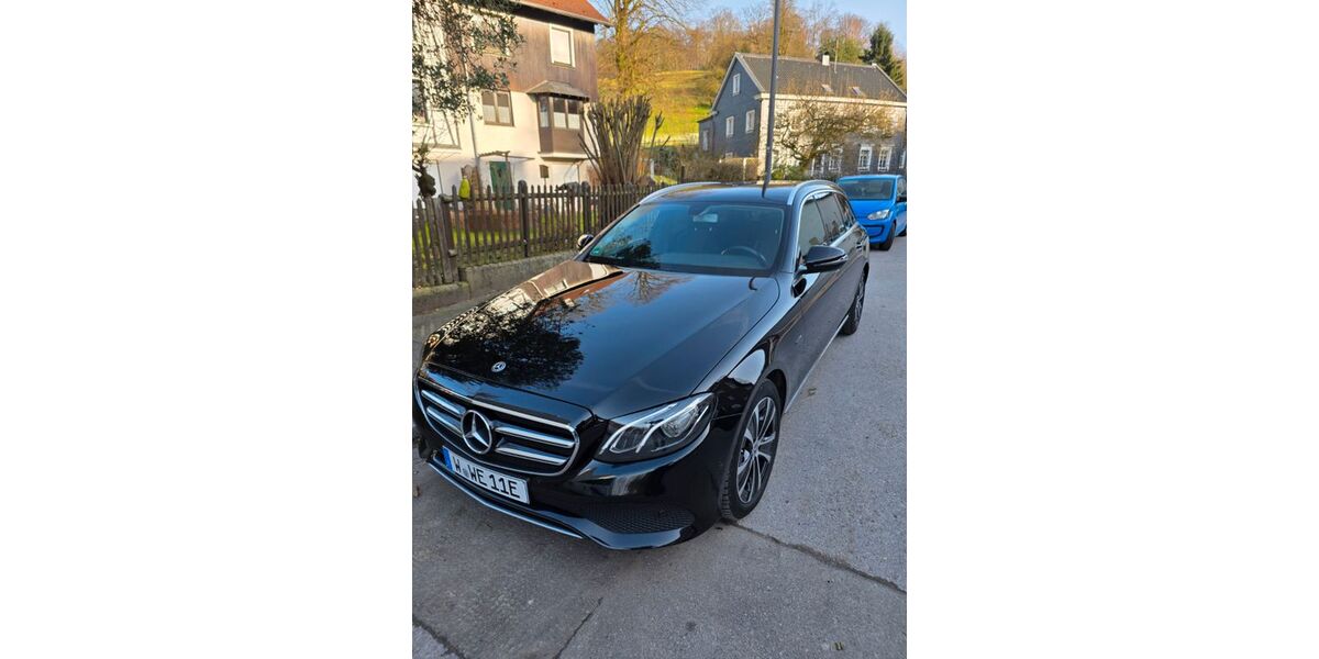 Mercedes-Benz E 300 148.000 km 22.900 &euro; Wuppertal 42117
