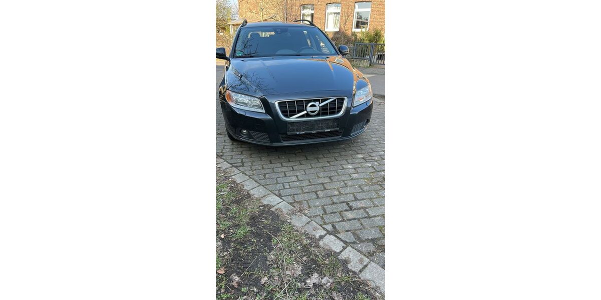 Volvo V70 198.000 km 5.750 &euro; Köln 50969