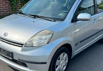 Daihatsu Sirion 150.000 km 2.300 &euro; köln 50739