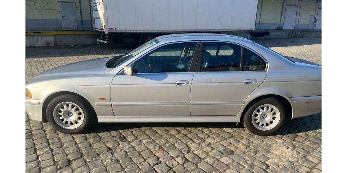 BMW 520 222.000 km 6.000 &euro; Wuppertal 42285