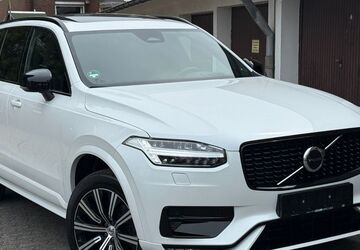 Volvo XC90 129.000 km 42.840 &euro; Düsseldorf 40468