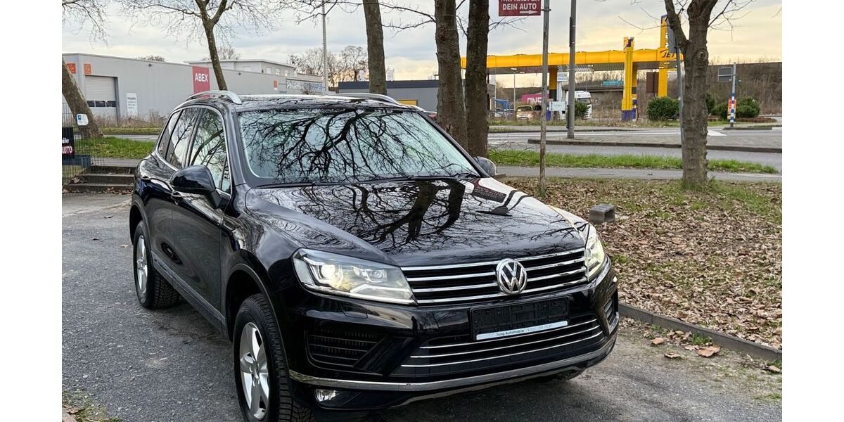 VW Touareg 143.500 km 22.999 &euro; Köln 51107