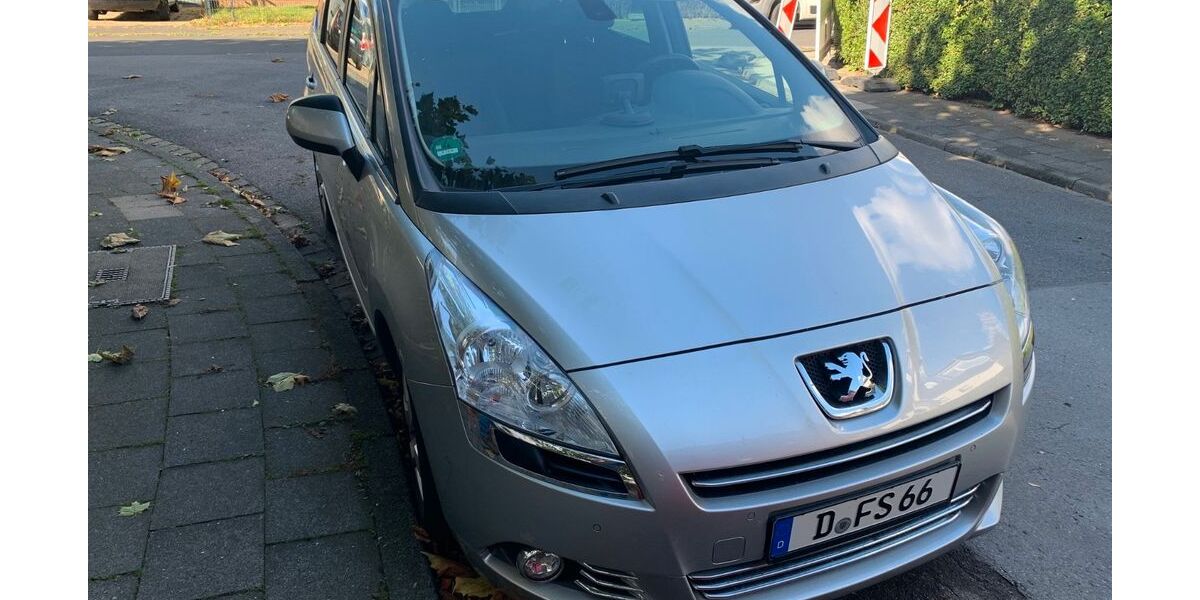 Peugeot 5008 76.900 km 5.000 &euro; Meerbusch 40667