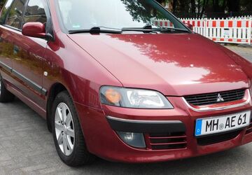 Mitsubishi Space Star 222.896 km 1.899 &euro; Mülheim 45473