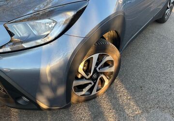 Toyota Aygo (X) 30.050 km 15.100 &euro; Köln 50996