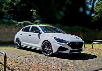 Hyundai i30 16.000 km 30.999 &euro; Köln 50667