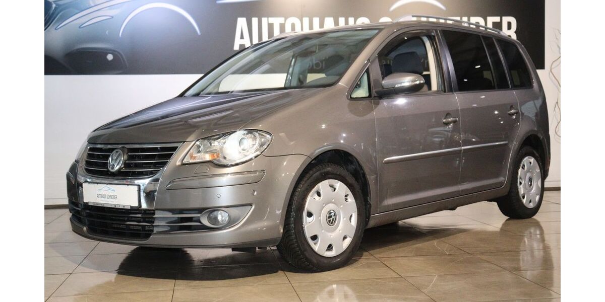 VW Touran 282.732 km 4.900 &euro; Ratingen 40880