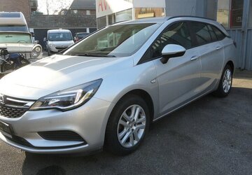 Opel Astra Edition 1,4 Klimatr. PDC V+H Allwetter Shz 90.000 km 8.990 &euro; Neuss 41462
