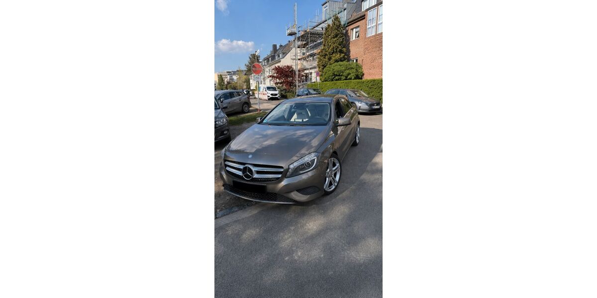 Mercedes-Benz A 180 199.990 km 10.990 &euro; Köln 50931
