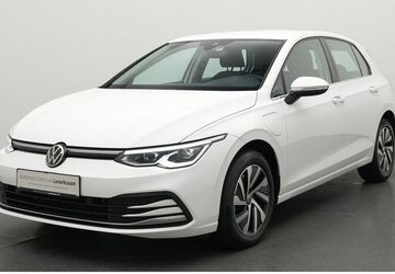 VW Golf 28.225 km 23.480 &euro; Leverkusen 51373