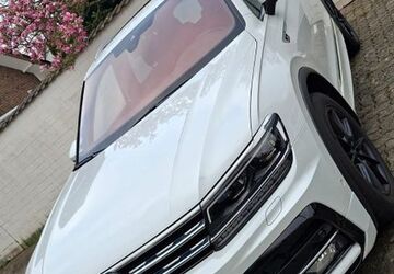 VW Tiguan 90.000 km 25.500 &euro; Grevenbroich 41517