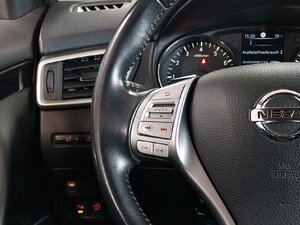 Nissan Qashqai N-Connecta SHZ 360°Kam Pano Navi 43.732 km 12.480 &euro; HAAN 42781