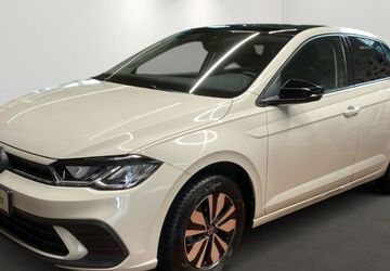 VW Polo 7.409 km 24.950 &euro; Düsseldorf 40233