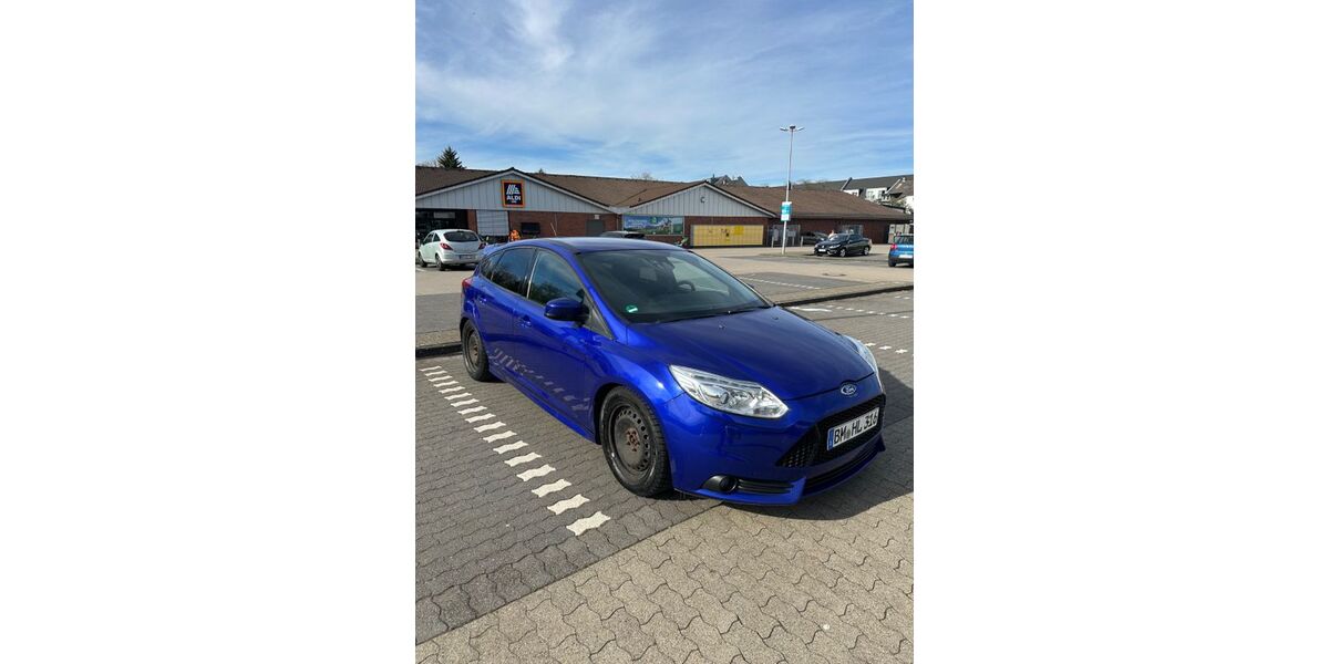 Ford Focus 117.670 km 11.000 &euro; Köln 50739