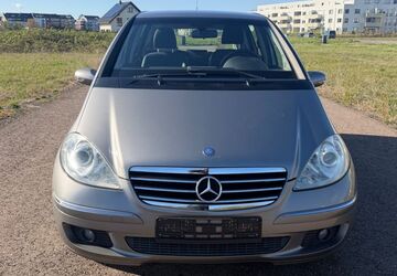 Mercedes-Benz A 170 107.000 km 4.500 &euro; Köln/Poll 51105