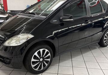 Mercedes-Benz A 160 114.000 km 5.300 &euro; Leverkusen 51371