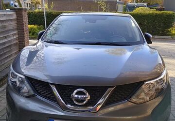 Nissan Qashqai 78.000 km 15.500 &euro; Düsseldorf 40625