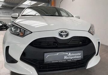 Toyota Yaris 12.197 km 19.280 &euro; Heiligenhaus 42579