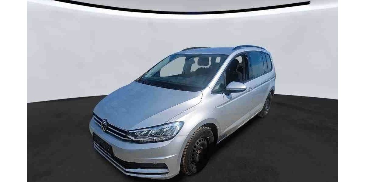 VW Touran 157.000 km 16.990 &euro; Köln Ostheim 51107