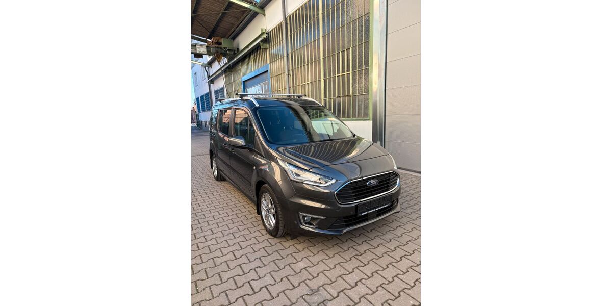 Ford Grand Tourneo 38.019 km 17.990 &euro; Düsseldorf 40231