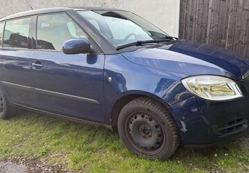 Skoda Fabia 172.000 km 899 &euro; Solingen 42655