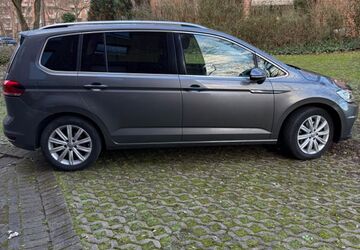 VW Touran 196.200 km 14.000 &euro; Düsseldorf 40229