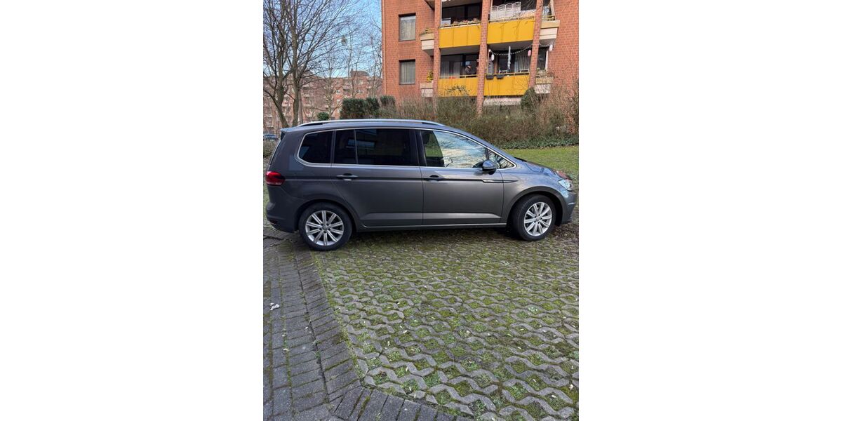 VW Touran 196.200 km 14.000 &euro; Düsseldorf 40229