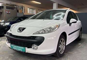 Peugeot 207 100.000 km 4.250 &euro; Köln 50677