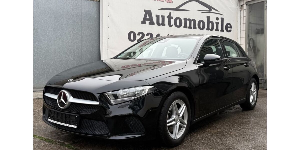 Mercedes-Benz A 180 72.000 km 19.990 &euro; Köln 51065
