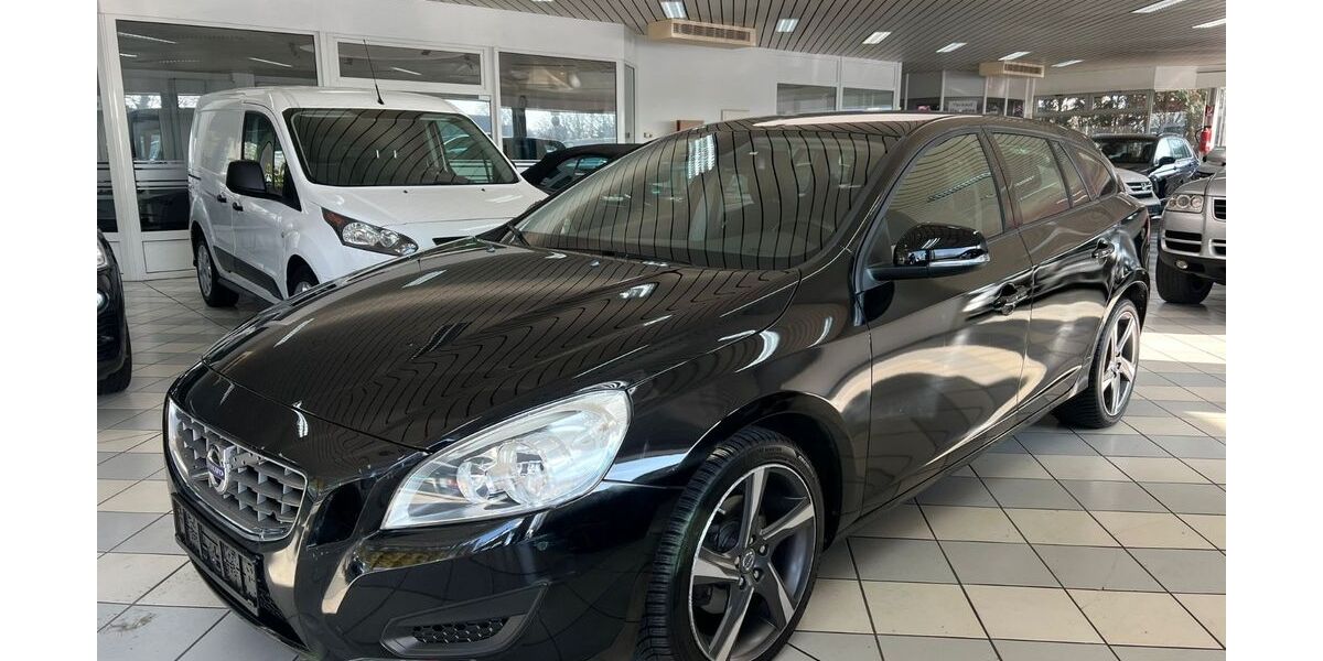 Volvo V60 205.000 km 4.900 &euro; Neuss 41469