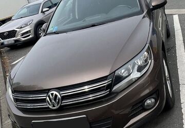 VW Tiguan 185.000 km 7.599 &euro; Düsseldorf 40233