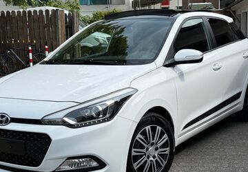 Hyundai i20 150.000 km 10.840 &euro; Düsseldorf 40468
