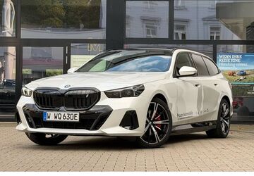 BMW i5 1.001 km 74.580 &euro; Wuppertal 42117