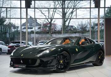 Ferrari 812 9.900 km 549.000 &euro; Remscheid/NRW 42855