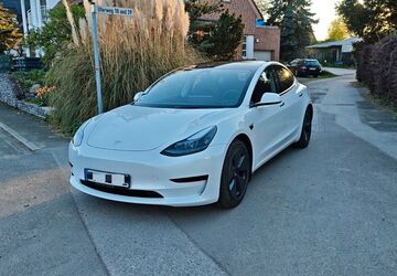 Tesla Model 3 44.290 km 28.500 &euro; Monheim am Rhein 40789