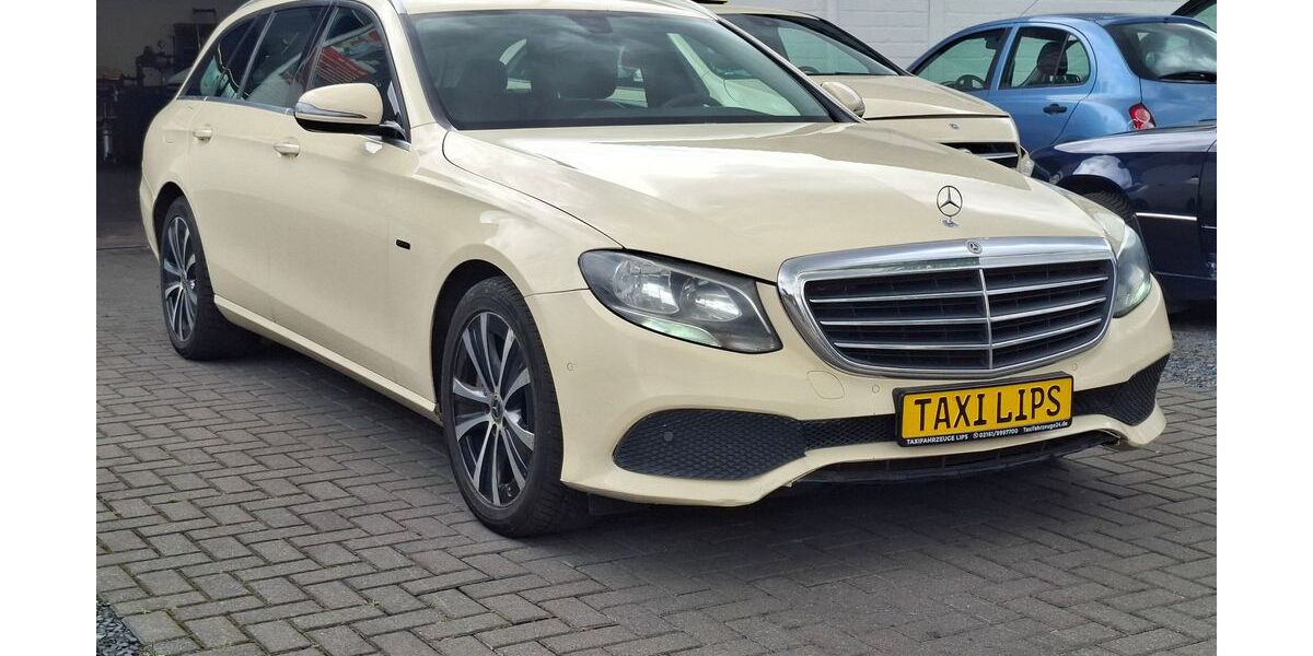 Mercedes-Benz E 300 597.215 km 8.925 &euro; Korschenbroich 41352